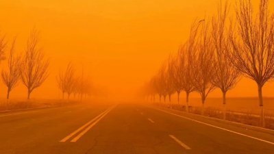 大风大雾沙尘暴夹击　北京空气已达严重污染