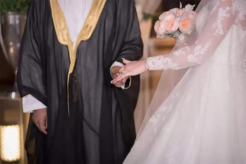 什么？还有这事！2022年上半年，阿联酋为公民发放约1.26亿迪拉姆的结婚补助金