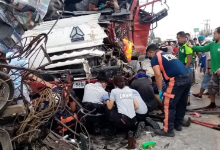 菲律宾塔利赛市一卡车刹车失灵连撞多车 导致4死15人受伤