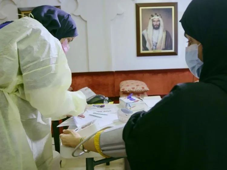 阿联酋疫情（8.2）｜新增1088例，疫情以来迪拜人口不降反升，新增超过10万人