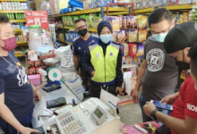马来西亚警方取缔网赌黑万． 受查十余商店皆守法