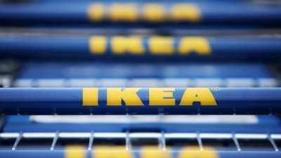 消费者乐了　IKEA全球家具大减价 