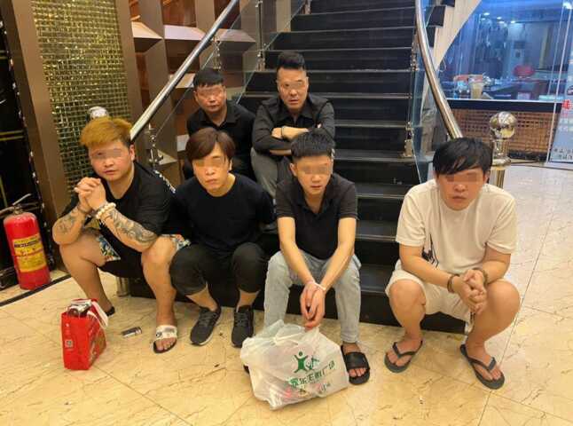 西港警方突袭KTV，逮捕87名涉毒人员