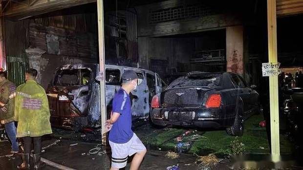 柬埔寨金边一汽车经销店火灾，宾利、阿尔法等豪车被烧毁